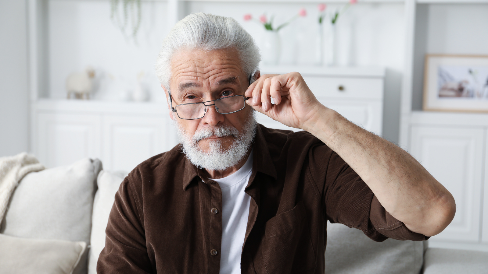 שמירה על בריאות העיניים בגיל השלישי
